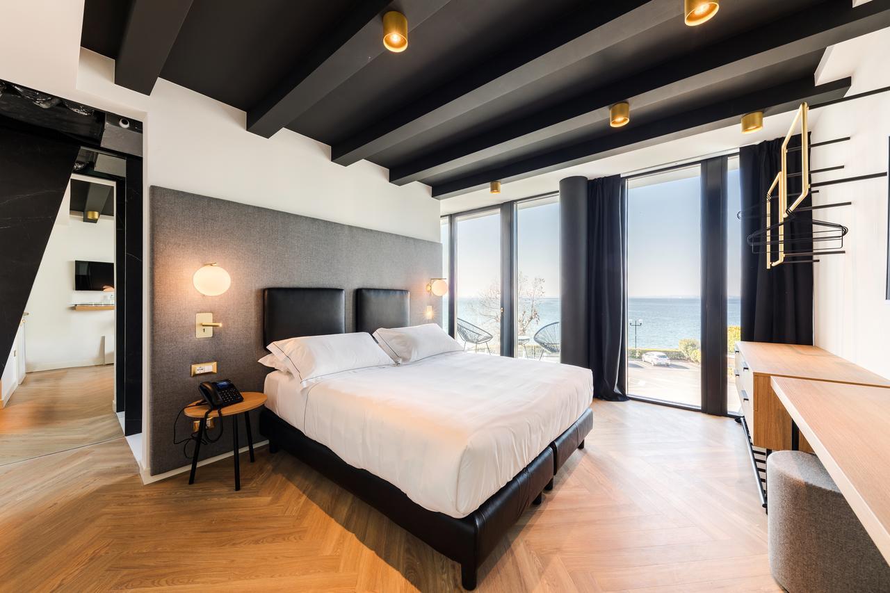 Maisonme Boutique Hotel (Adults Only) บาร์โดลิโน ภายนอก รูปภาพ