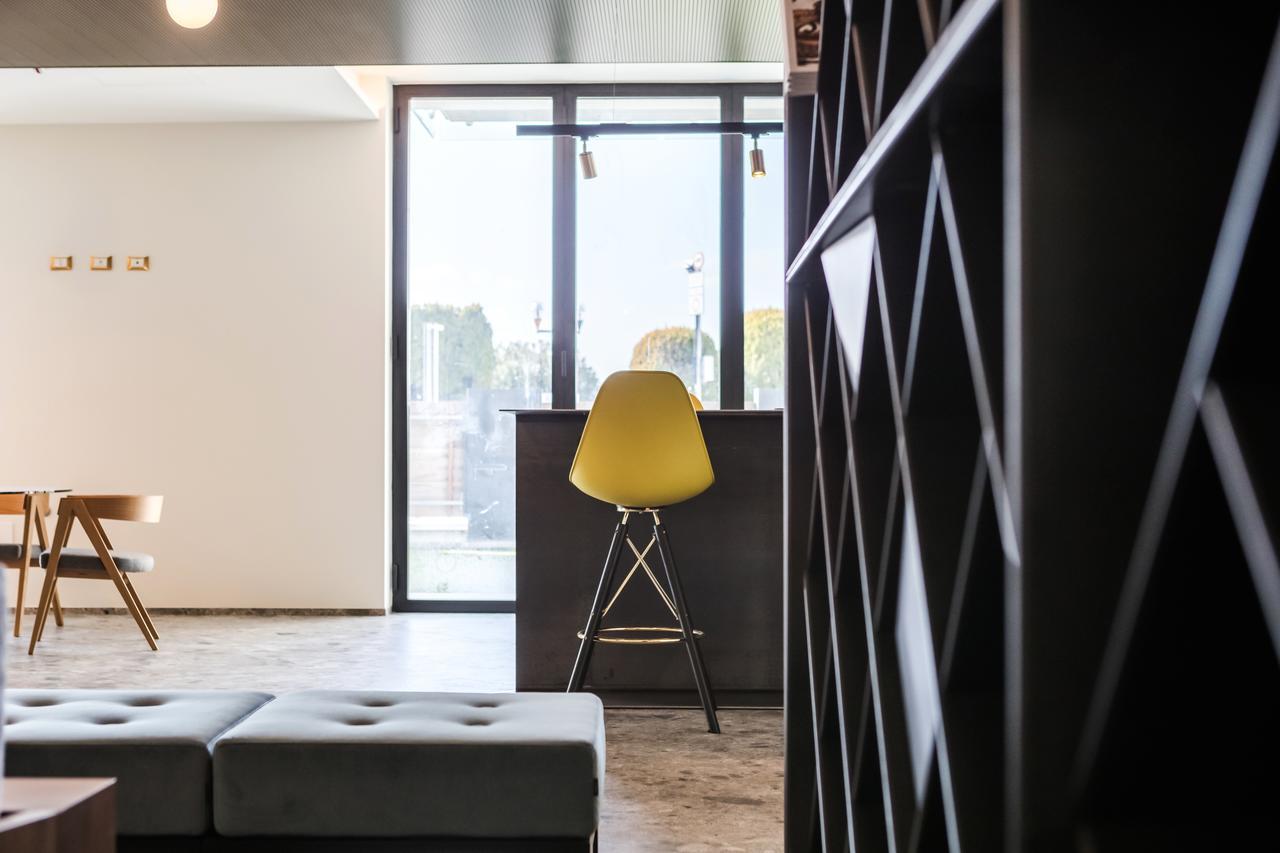 Maisonme Boutique Hotel (Adults Only) บาร์โดลิโน ภายนอก รูปภาพ